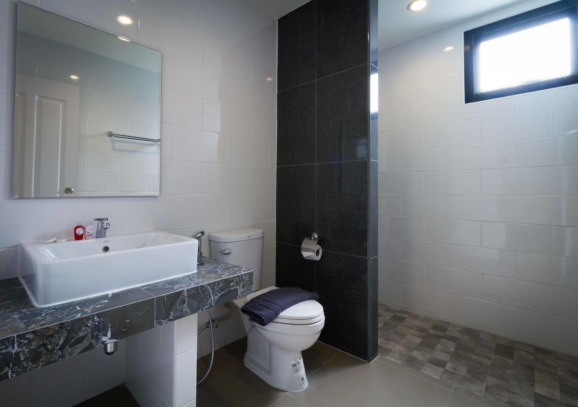 Отель Rest Solution Чиангмай Экстерьер фото